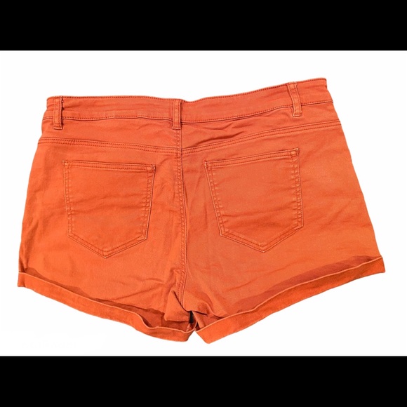Rust orange shorts - Picture 3 of 3